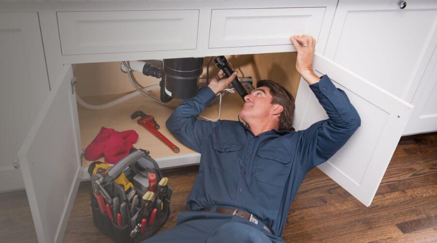 Expert burst pipe repair services in Lorenzo, TX